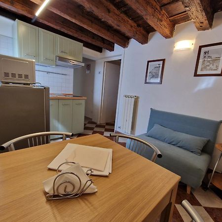 Veneziacentopercento Apartments & Rooms Bagian luar foto