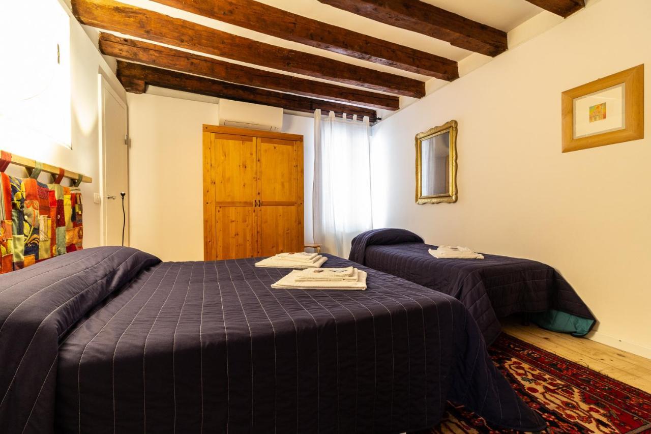 Veneziacentopercento Apartments & Rooms Bagian luar foto