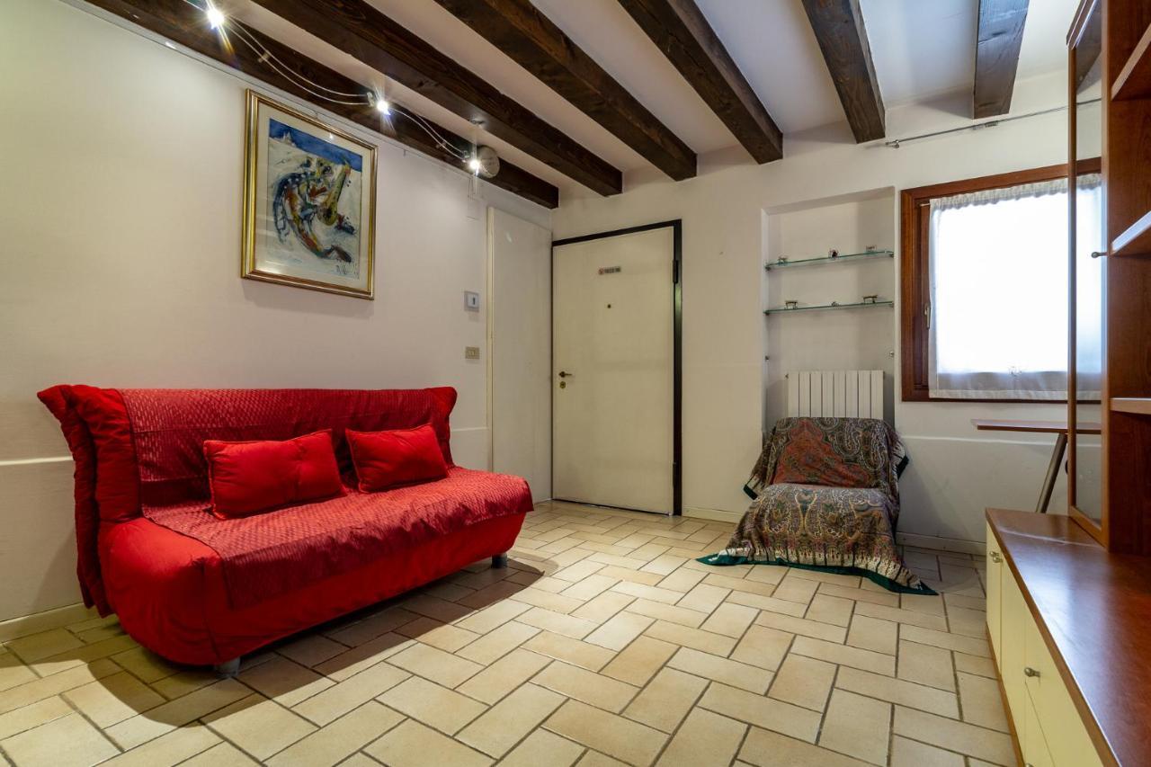 Veneziacentopercento Apartments & Rooms Bagian luar foto
