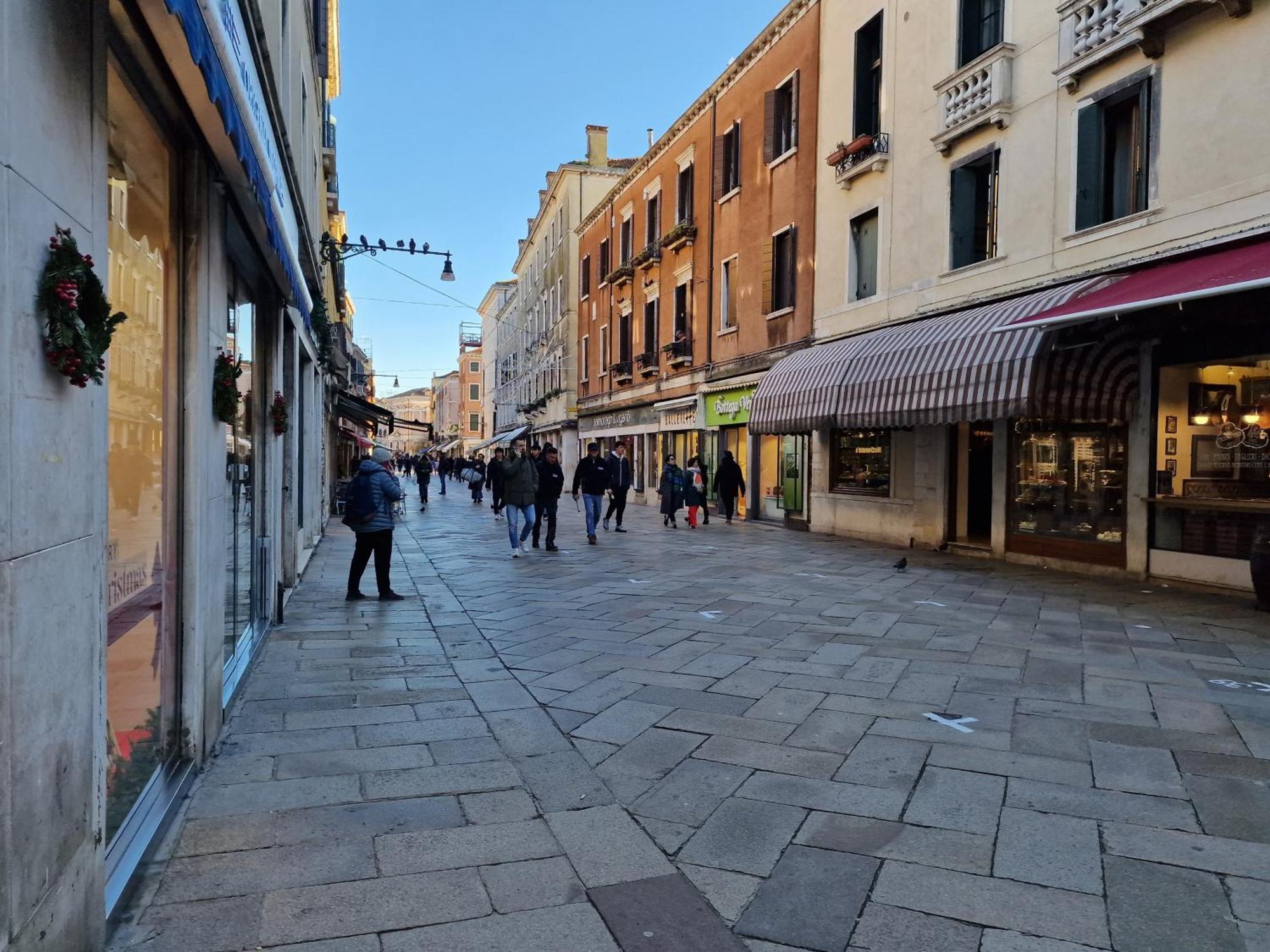 Veneziacentopercento Apartments & Rooms Bagian luar foto