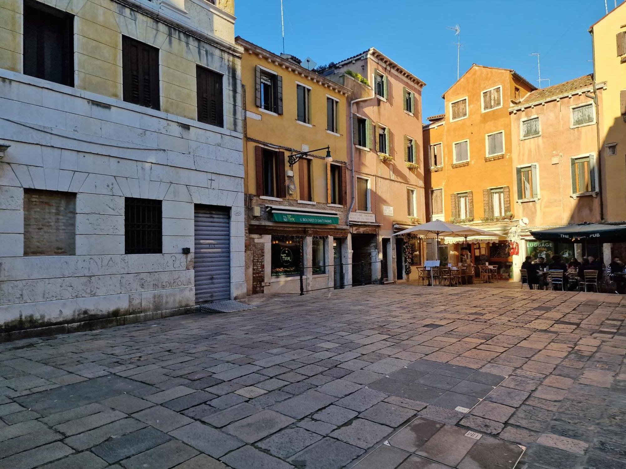 Veneziacentopercento Apartments & Rooms Bagian luar foto